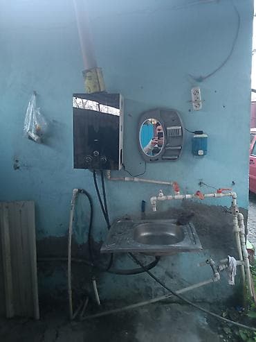 20 ci sahede satilan evler 2025: 8 otaq, 90 kv. m, Orta təmir — 7