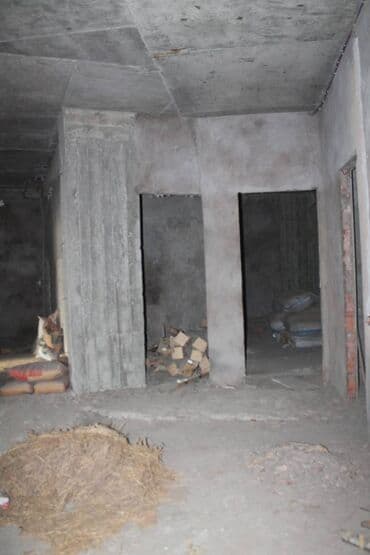 yeni guneslide 5 otaqli evlerin qiymeti: 4 otaqlı, Yeni tikili, m. Xalqlar Dostluğu, 205 kv. m — 9