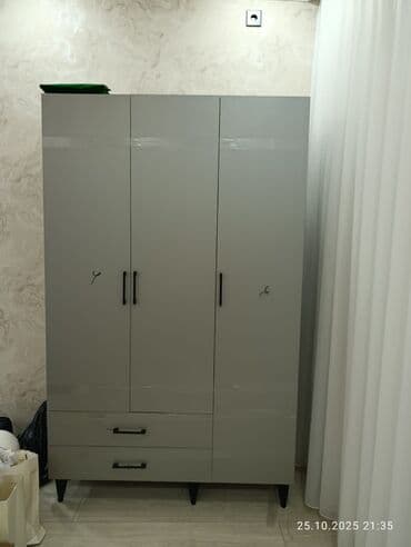 Changan: Qarderob, paltar dolabı — 1