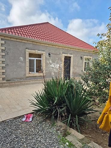 azfen sumqayit: Həyət evi satılır/ Xüsusiyyətlər: - Kürsülü, monolit-fundamentli — 8