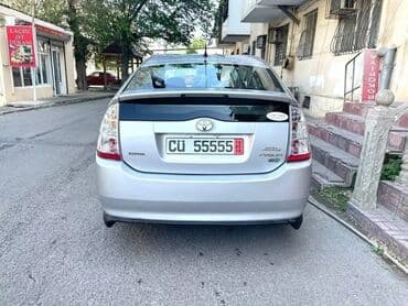 aylıq maşın icarəsi: Günlük, Toyota, Qalmaq şərti ilə — 3