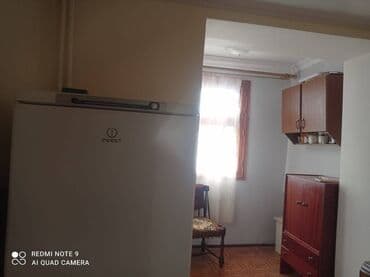 kirayə ev ayliq: İnşatçılar metrosunun yaxınlığında 5 mertebeli binanın 4-cü — 2