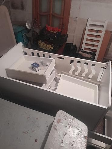 Uşaq mebeli: Oğlan və qız üçün, Dördbucaq, Beşik, Matrassız, Yellənmə mexanizm ilə — 4