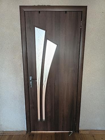 İşlənmiş Otaq qapısı Plintus ilə, Ünvandan götürmə — 2