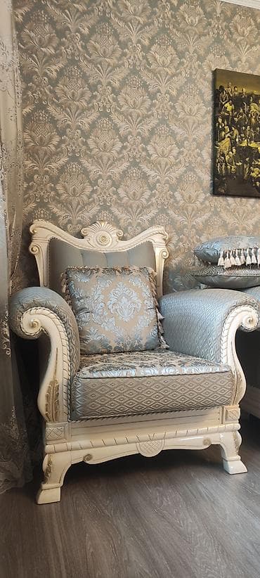 Divanlar: Divan, İşlənmiş, Açılmayan, Bazasız, Parça, Çatdırılma yoxdur — 3