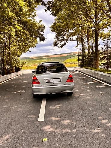 prado 4 mator: Mercedes-Benz C-Class: 1.8 л | 1994 г. Седан — 2