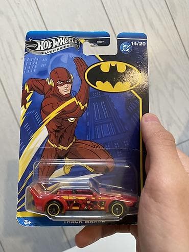 Vinil vallar: Hot Wheels Silver Series – DC Comics kolleksiyası Model: Track Manga — 1