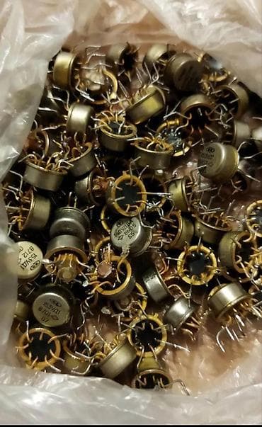 Sxem alıram Sovet istehsalı elektronika üçün metal-korpuslu lampalı