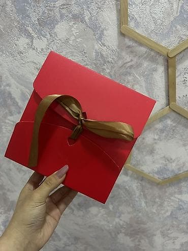 hamam qapsi: Hədiyyə qutusu, rəng - Qırmızı — 1