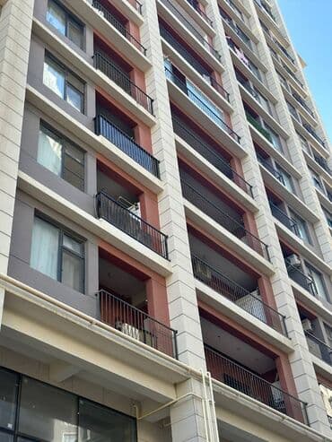 1 otaqlı kohnə tikili: 1 otaqlı, Yeni tikili, m. 28 may, 53 kv. m — 2