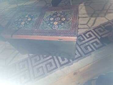 Bitkilər: Əl naxışlı taxta sandıq - Material: bərk taxta - Üslub — 2