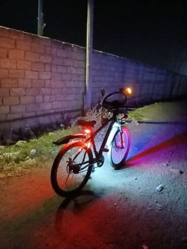 velosipedlər 26 liq: LED işıqlı velosiped – gecə sürüşləri üçün tam təchizatlı - Çərçivə — 5