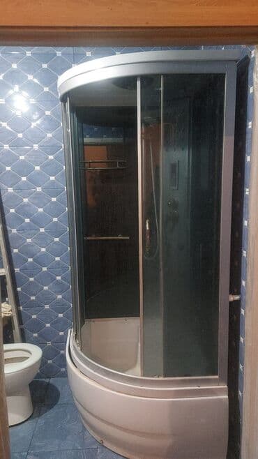 Kirayə mənzillər: Salam 2 bəy otaq yoldaşı axdarilir, ev 28 May metrosuna 5 dəqiqəlik — 4