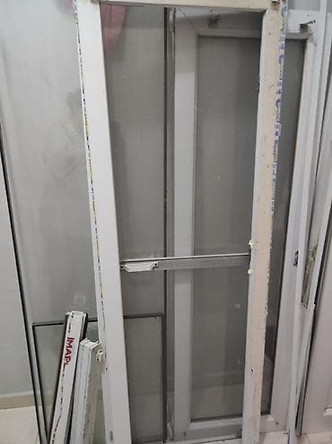İşlənmiş Plastik qapı Ünvandan götürmə — 3