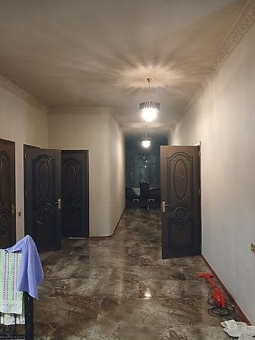 Kirayə mənzillər: Obyekt və yaşayış sahəsi – 2 mərtəbəli bina. Xüsusiyyətlər: - — 9