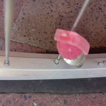 Спорт и отдых: 26 ölçü velosiped satılır. Orijinal velosipeddi. Skorosnoydur. Ağır — 3