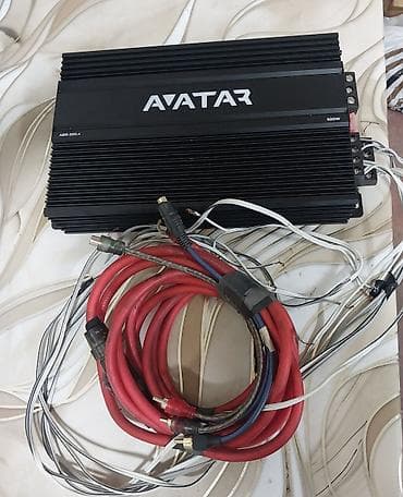 Avtomobil audiosistemi – gücləndirici və dinamik paneli komplekti -