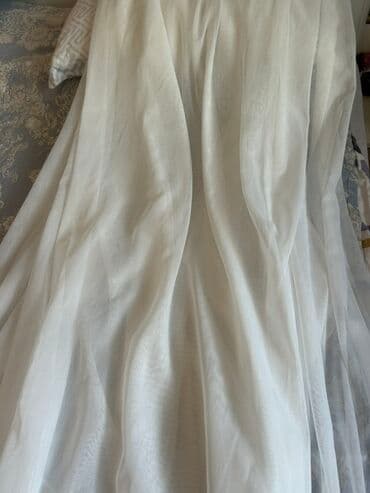 Ağ rəngli tül pərdə parçaları - Material: yüngül, nəfəsalan, şəffaf