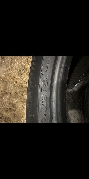 lider disk 17: İşlənmiş Şin Michelin 235 / 55 / R 19 — 8
