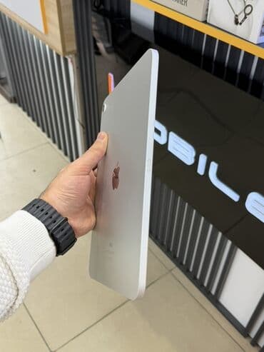ipad 2022: IPad 10 / 64GB / 2022 Tezeden secilmir. Iyne boyda bele cizigi yoxdu — 6