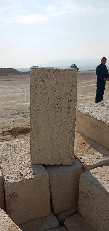 misar dasi: Kubi̇k mi̇şar daşi kubi̇k daş. Standart eyni ölcüdə (39sm×19sm×16sm) — 6