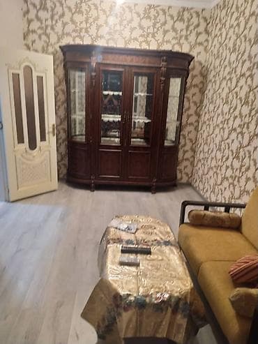 6 mkr: Хырдалан, 1 комната, Вторичка, 45 м² — 3