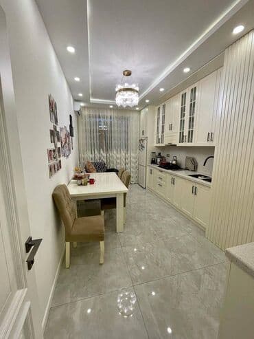 yeni evlər: Bakıxanov qəs., 3 otaqlı, Yeni tikili, 136 kv. m — 9