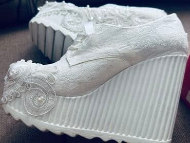 nişan donları instagram: Ayaqqabı,Türkiyədən alınıb 100$ 1 dəfə toya geyinilib — 3