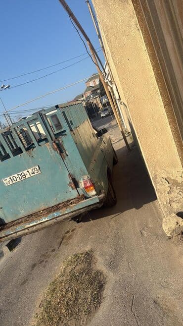 dörd göz qaz: QAZ 24 Volga: 1.5 l | 22222 km Pikap — 5