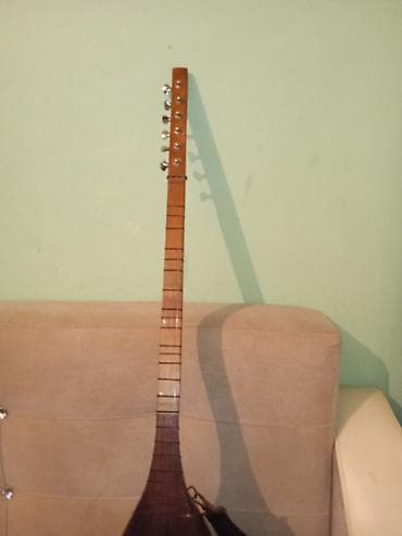 kreditle idman aletleri: Elektro saz – daxili preamp və EQ ilə - Korpus: taxta, armud formalı — 7