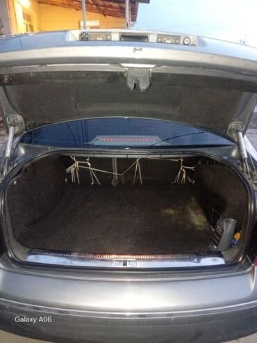 фольксваген поло 1: Volkswagen Passat: 1.8 l | 2003 il Sedan — 10