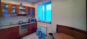Həyət evləri və villaların satışı: 7 otaqlı, 255 kv. m, Orta təmir — 10
