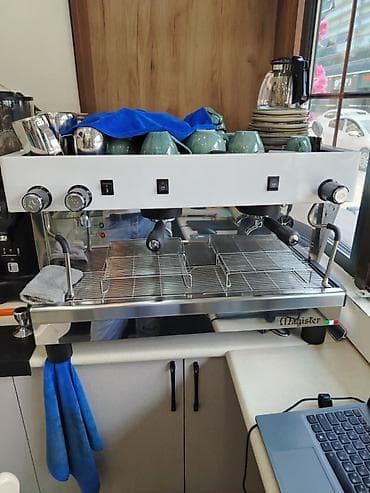 Hazır biznes: Satılır: Hazır Coffee Shop biznesi (tam işlək, avadanlıqlarla — 5