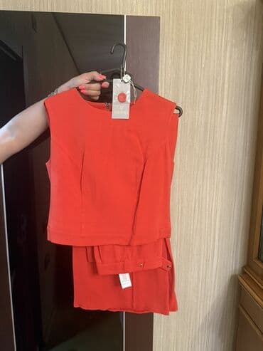 прокат мужских костюмов бишкек: Nahar kostyumu narıncı rəngdə, uzunqol və ciblidir, klassik bir kəsimə — 2