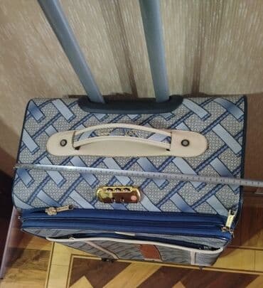 Maskalar, eynəklər: Səhifədə olan digər elanları görmək üçün İlahə adının üzərindən sıxın❗ — 5