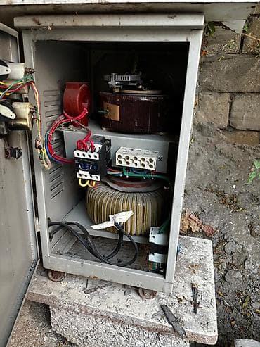 stablizator: SVC-15KVA Servo Tipi Gərginlik Stabilizatoru - Model: SVC-15KVA - — 2