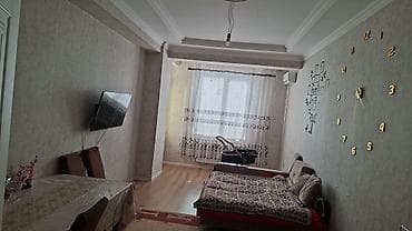 6 parallel kucesi: 2 otaqlı, Yeni tikili, 88 kv. m — 2