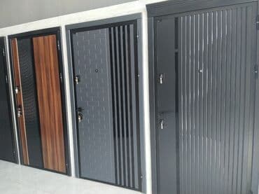 ev qapıları 2020: Bu metal giriş qapıları müxtəlif dizayn və rənglərdə mövcuddur. Hər — 1