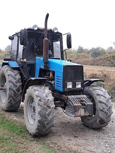atego tekeri: Belarus 1221 təkərli kənd təsərrüfatı traktoru - Güclü ön çəki — 5