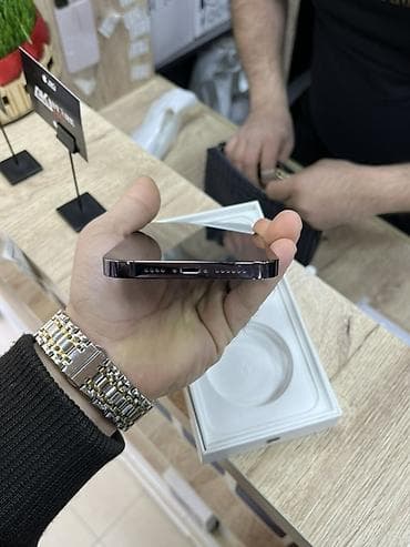 iphone 1: IPhone 14 Pro, Deep Purple, Face ID — 4