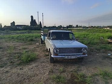 авто: VAZ 2101 + qoşqu - Sedan kuzov, 4 qapı - Rəng: açıq boz - Ön və arxa — 2