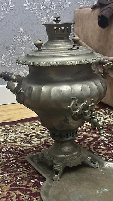 smavarlar: 8 LiTiR su TUTuR Hec bir prabilemi yoxdu Antik kömürlə işləyən samovar — 1