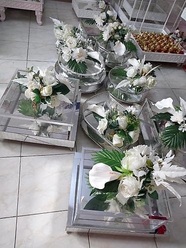 toy makyajları: Təcili satılır gül daxil 17əd. (əlavə 1əd həsri səbəti +1əd vilyur — 3
