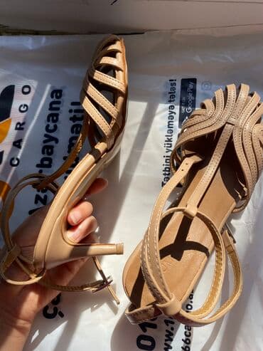 qadin sapaskileri: Tuflilər, Ölçü: 35, rəng - Bej, Yeni — 3