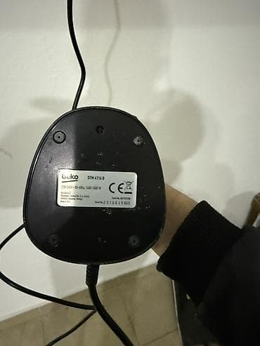 beko: Beko STM 4116 B – əl tipli paltar buxar ütüsü - Güc: 1400–1600 W - — 2