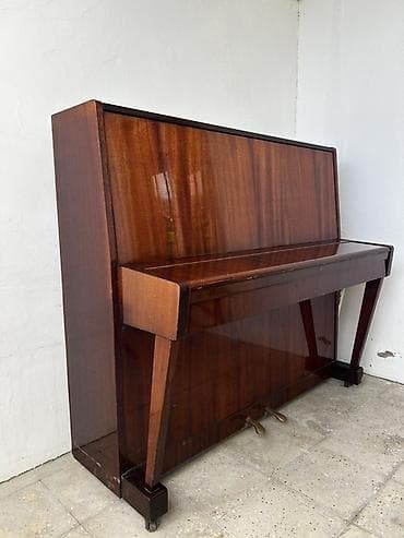 Piano, Belarus, Akustik, İşlənmiş