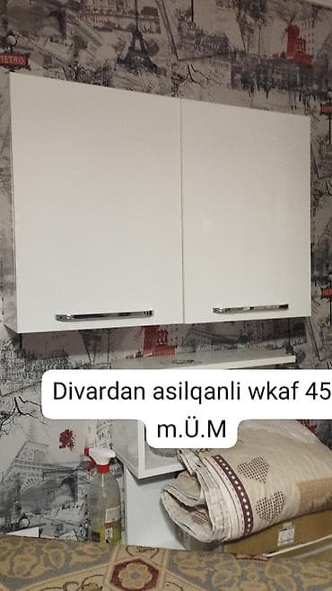 Divardan asılqanlı iki qapılı asma şkaf - Rəng: ağ, parlaq səth -