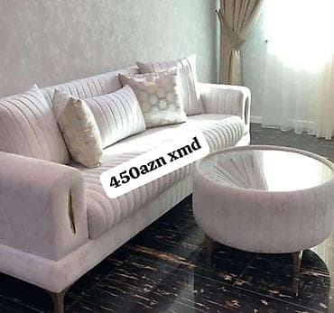 saloglu kunc divan: Mebel dəsti – zərif krem rəngli divan və uyğun puf/çay masası - — 1