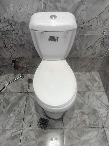 mərmər döşəmə: Hamam/tualet üçün santexnika dəsti

2 si birlikde 50 azn — 2