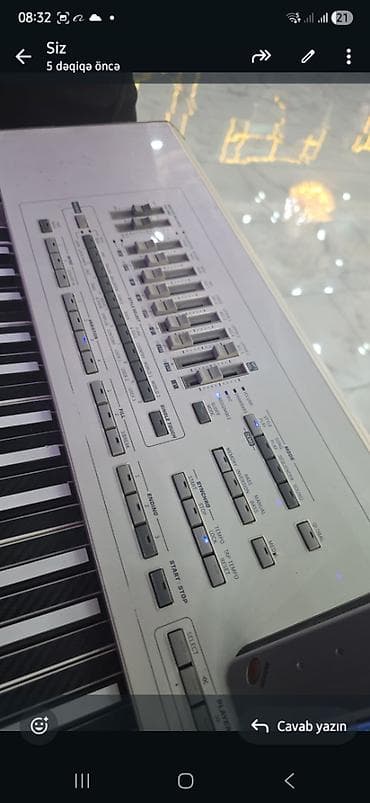 4bg ram: Pa2 led ekran. 256 ram.cotçik Bender və qoruyucu üzlük qoyulub.ekran — 4